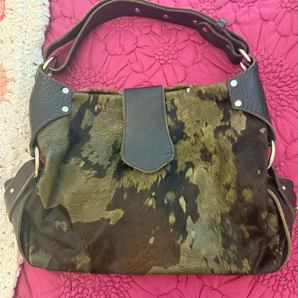 Tylie Malibu Green and Black Shoulder Bag